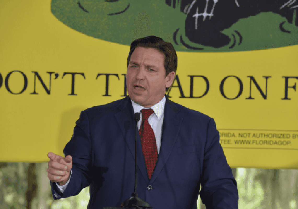 דה-סנטיס הגיע לביקור רשמי במעוז הדמוקרטים - קליפורניה