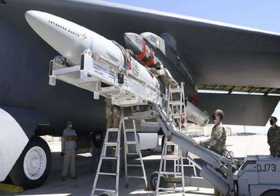 "אמריקה מפגרת בהרבה אחרי רוסיה וסין בפיתוח טילים על-קוליים"