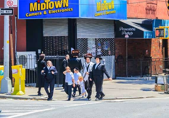 גל האנטישמיות הולך וגובר: ילדים חרדים ובהם בן 9 הותקפו באלימות בניו יורק