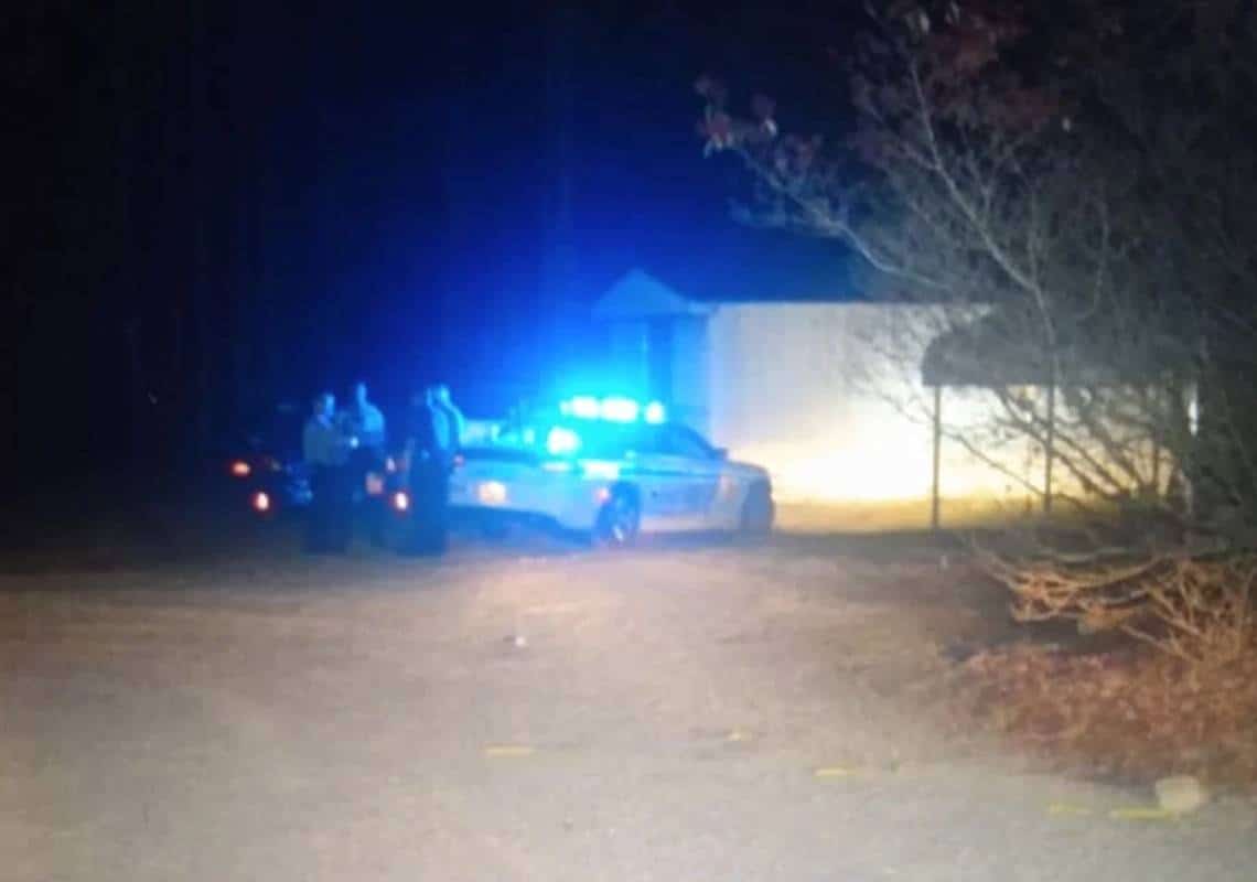 "מזכיר קרב יריות שרואים במערבונים": מורה ואיש קרטל מקסיקני נהרגו במהלך ניסיון שוד בלב ארה"ב