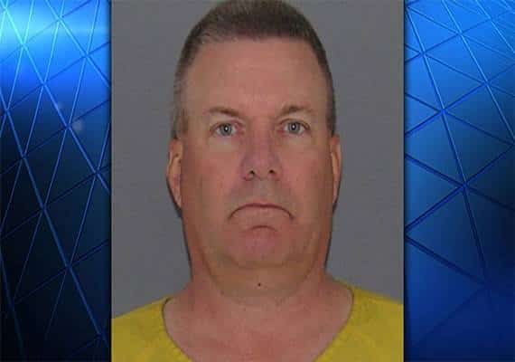 אוהיו: מאסר למעסיק שקיים יחסי מין עם עובדת בת 15