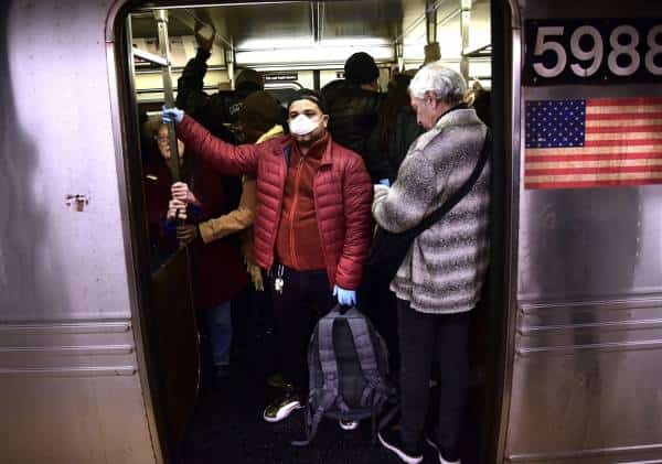 רשויות הבריאות בארה"ב: "חולי קורונה ללא תסמינים תורמים להתפשטות המגפה"