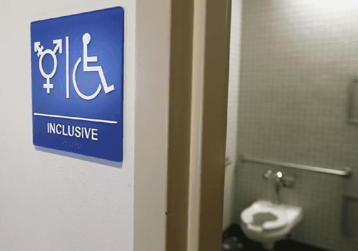 ביהמ"ש חסם זמנית הנחיות של ממשל ביידן המגנות על קהילת הלהט"ב