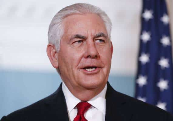 שובר שתיקה: שר החוץ לשעבר רקס טילרסון מזהיר מפני "משבר הולך וגובר של אתיקה ויושרה"