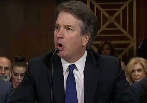 בהתרסה, בכעס, מדי פעם בבכי -  קאבנאו דחה את ההאשמות