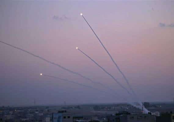 הסלמה ברצועת עזה: פצועה אנוש מפגיעת רקטה ישירה בדירה באשקלון