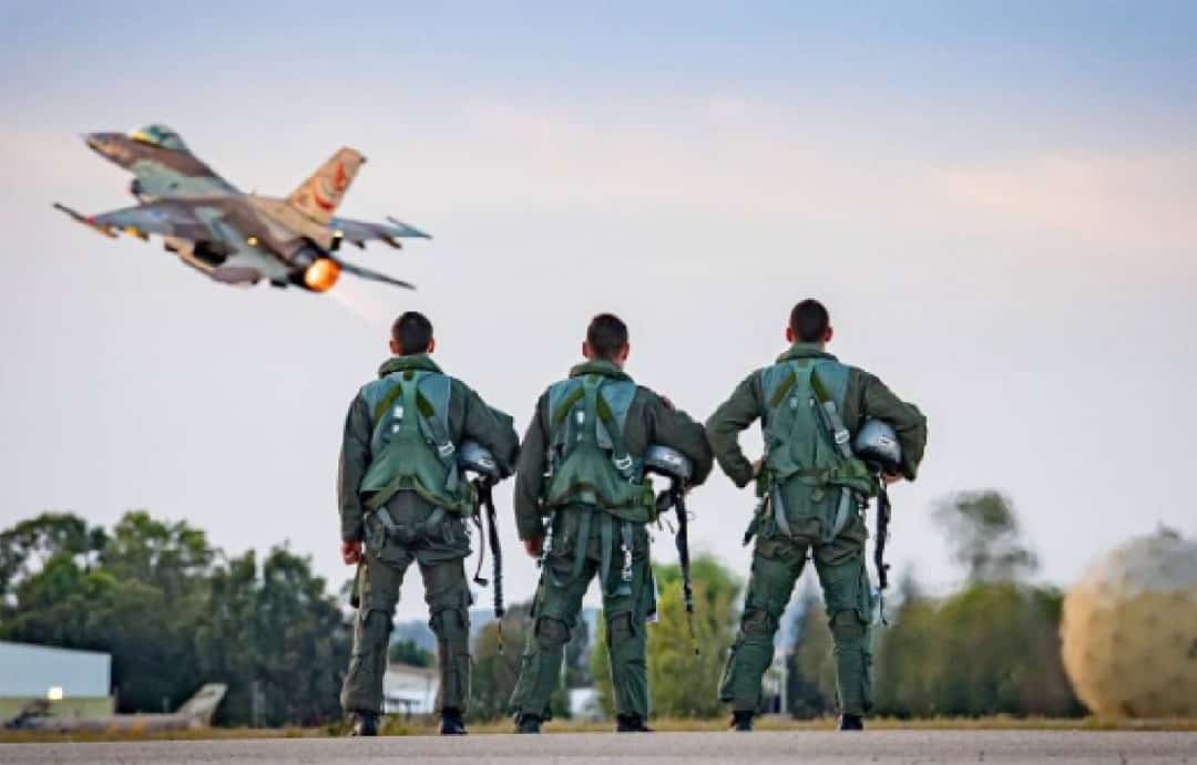 דעה: סרבנות הטייסים מוכיחה שהרפורמה חייבת להימשך - אך בלי נתניהו