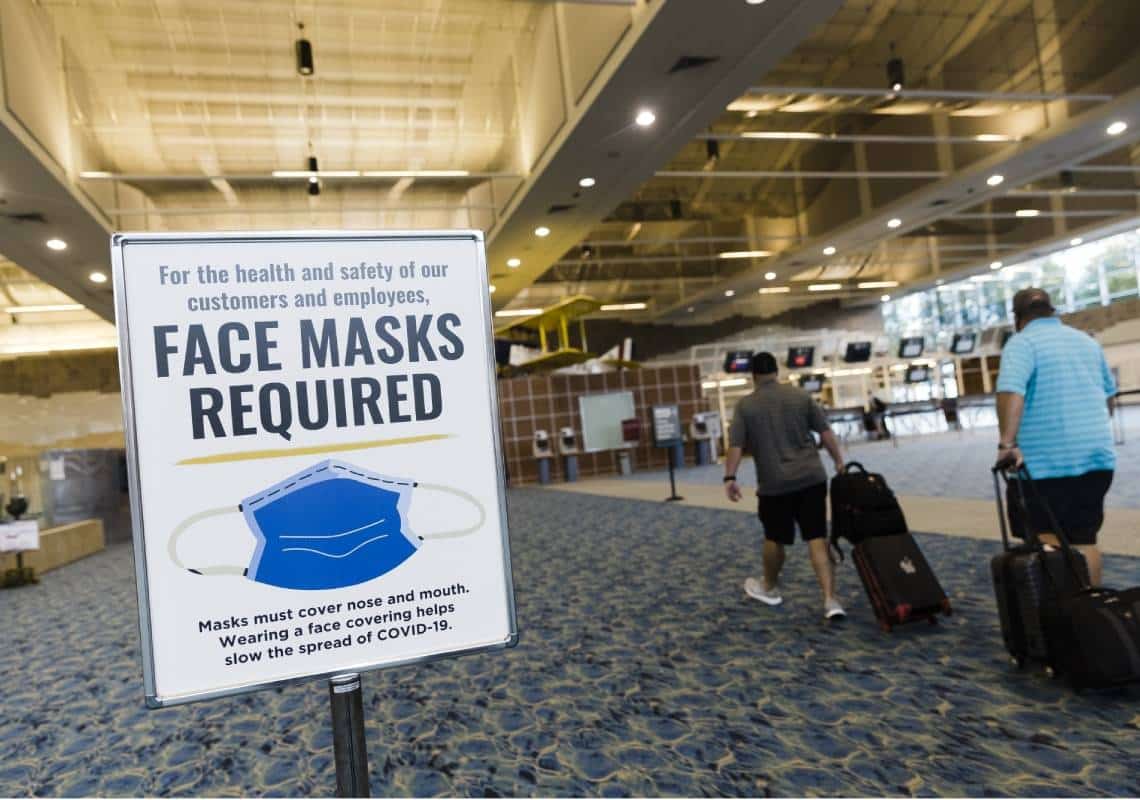 דיווח: חובת המסכות במטוסים תוארך עד ינואר