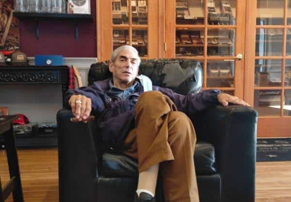 ראיון עם בכיר לשעבר בפנטגון: "ביידן הוא בובה, הוא עושה את מה שאומרים'