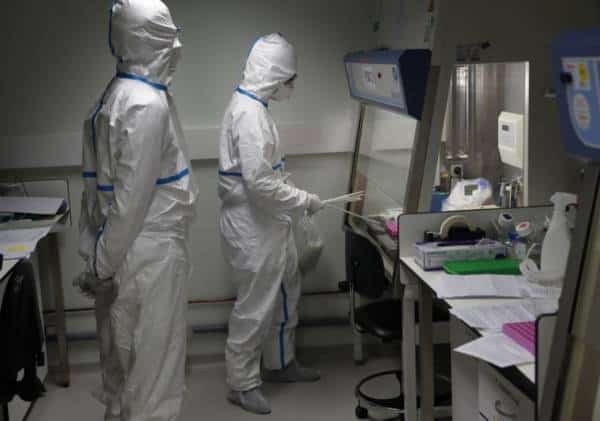 "זו רק ההתחלה": רשויות הבריאות מגבירות את המאבק נגד התפשטות הקורונה בארה"ב