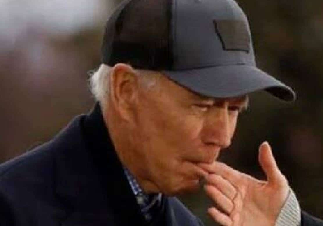 צפו: ביידן שאל אם חברת קונגרס שמתה לא מזמן נמצאת בקהל