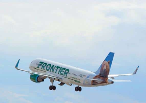 שימו לב, אולי גם אתם זכאים לטוס בחינם: חברת תעופה מחלקת כרטיסי טיסה לבעלי שם משפחה ספציפי במיוחד