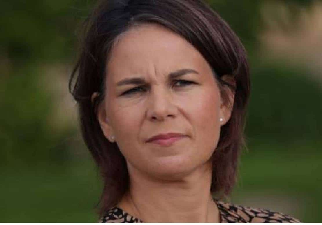 שרת החוץ של גרמניה: "התמיכה באוקראינה תימשך לא משנה מה יחשבו הבוחרים"