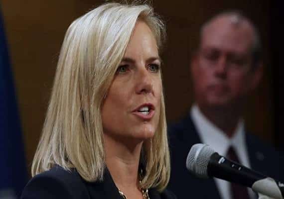 קירסטן נילסן: "אין 'בשלב זה' כוונה לירות במהגרים שיגיעו לגבול"