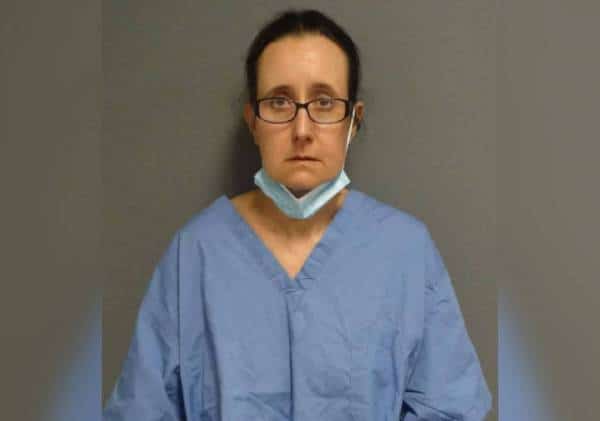 תושבת קונטיקט ירתה בשני ילדיה, האחד נהרג השני נפצע באופן קריטי