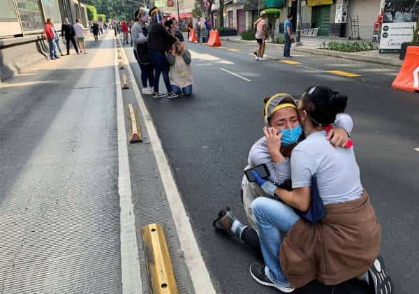 רעידת אדמה קטלנית בעוצמה 7.4 היכתה במקסיקו: פורסמה אזהרת צונאמי, חשש לנפגעים נוספים