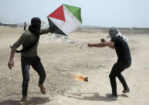 מערכת הביטחון בישראל נאלצת להתמודד עם איום חדש מעזה: טרור העפיפונים