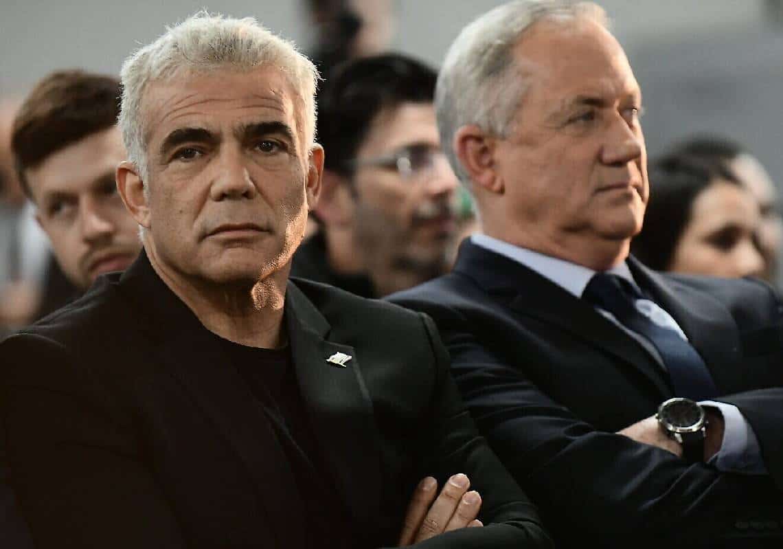 דעה: זו הסיבה האמיתית שלפיד יפסיד ב-100% לנתניהו - אולי ליועצים שלו אין מספיק שכל או אומץ