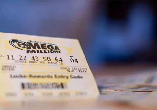 הטעות המשתלמת בהיסטוריה: חוסר תשומת לב מצד מהמר הוביל לרכישת טופס לוטו נוסף, וגם הפך אותו למיליונר