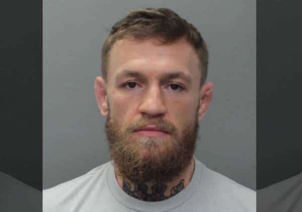 דיווח: קונור מקרגור נעצר במיאמי בחשד לגניבה והשחתת טלפון של אוהד 