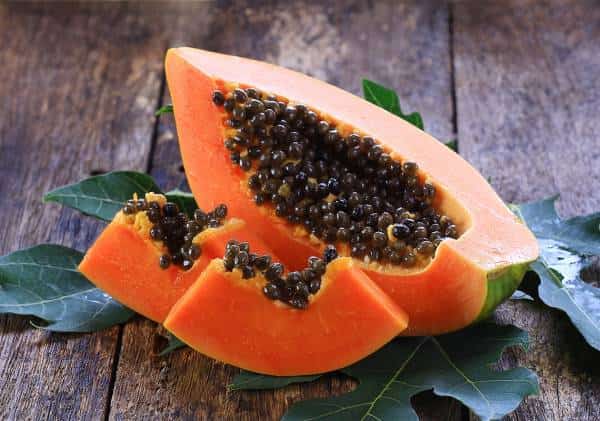 רשויות הבריאות: עשרות חלו בעקבות אכילת פפאיה הנגועה בסלמונלה