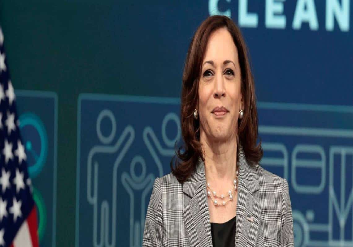 "מתעללת בעובדים": בכירה עשירית נוטשת את משרדה של האריס בתוך 9 חודשים