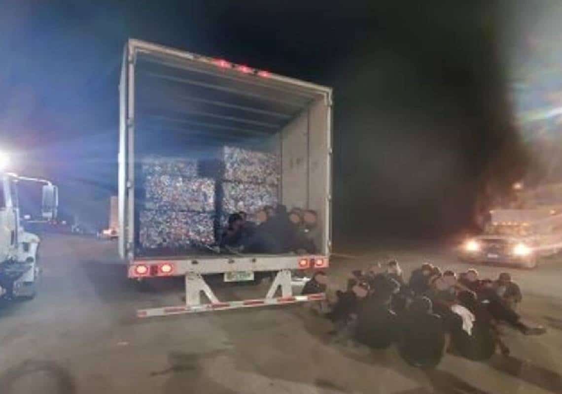טקסס: עשרות מהגרים בלתי חוקיים נמצאו במשאית
