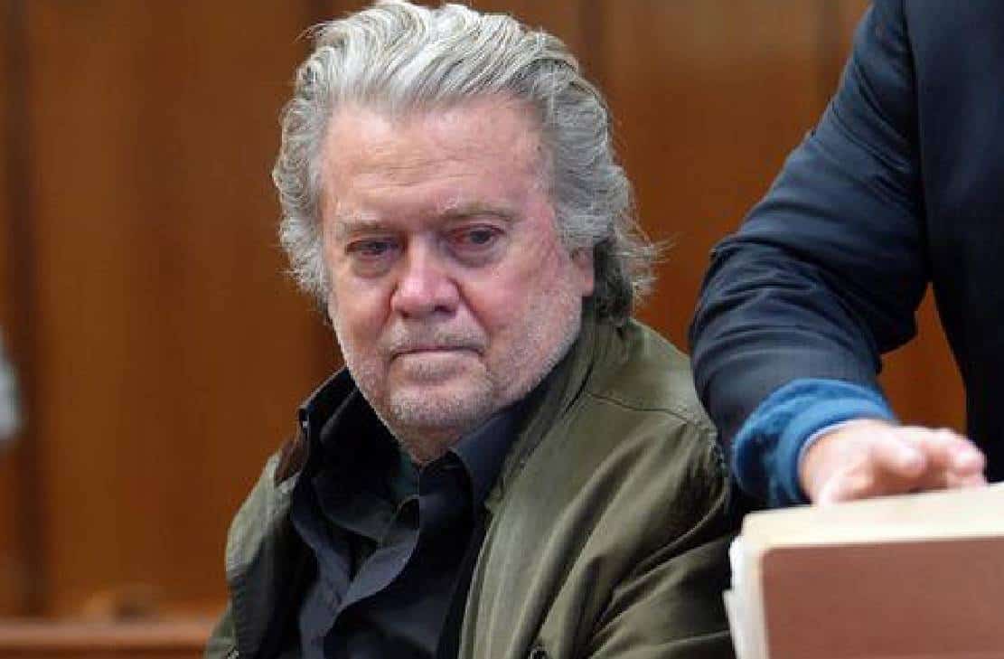 בנון בדרך לכלא: "משטר ביידן הלא חוקי יפול בנובמבר... אל תשכחו - יש להוריד את המפלגה הקומוניסטית"