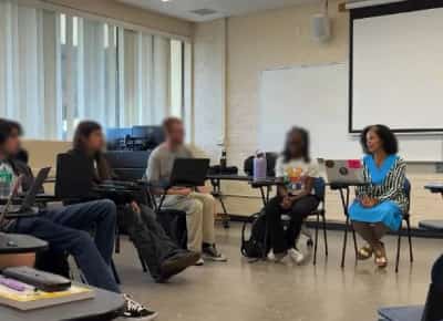 פרופסורית מאוניברסיטה ציבורית בקליפורניה תחת חקירה: הטיפה לסטודנטים להתנגד לחוק נגד אנטישמיות