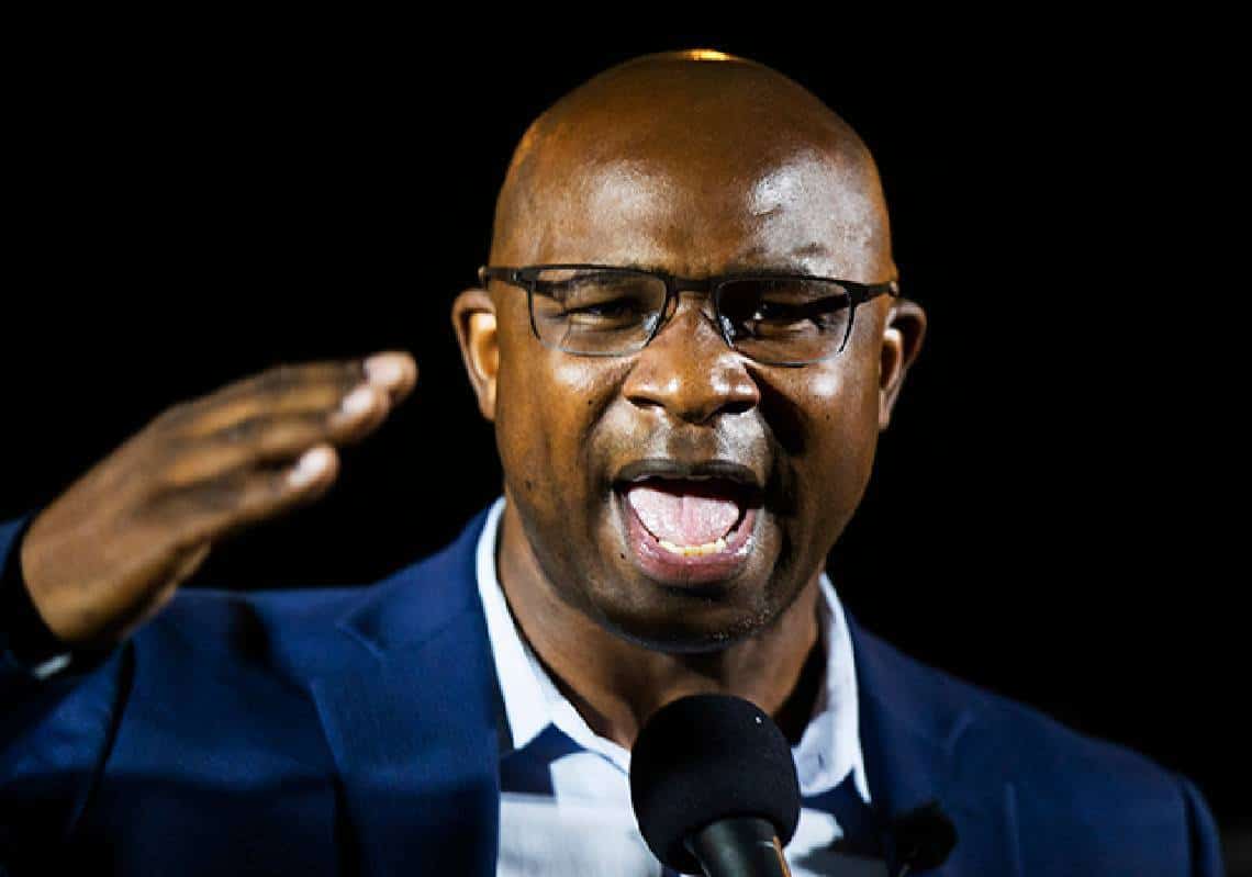 נתפס על חם: חבר הקונגרס הדמוקרט קרא "לבטל את המשטרה באמריקה" אך ביקש בסתר "תגבור של משטרה עבור אבטחת ביתי"