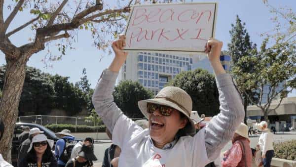 משבר חסרי הבית בדרום קליפורניה: בוטלה התכנית להעבירם למקלטים בערי אורנג' קאונטי עקב מחאת התושבים
