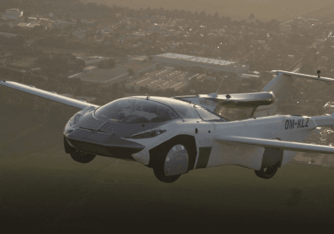 מנוע של BMW ומהירות של 190 קמ"ש: הרכב שהופך למכונית מעופפת בפחות מ-3 דקות