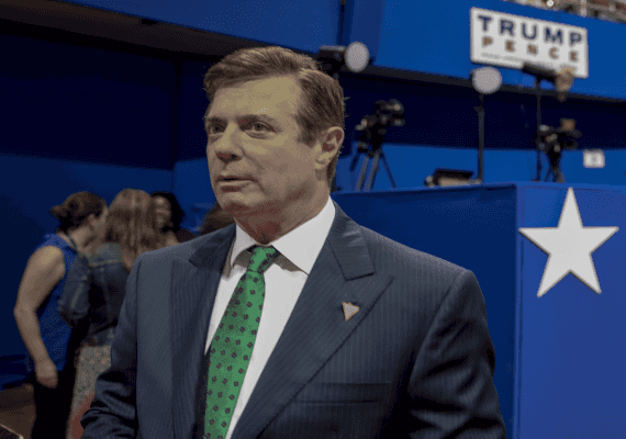 הדיווח שעשוי לסבך את טראמפ: "מנאפורט נפגש עם מייסד ויקיליקס"