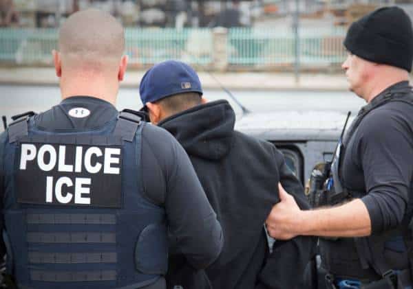 "חרג מהנהלים": שוטר נענש לאחר שהזעיק את רשויות ההגירה כדי שיעצרו שוהה בלתי חוקי