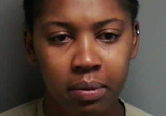 בתאבון: סועדת נשכה בעל מסעדה כי הארוחה לא הייתה לטעמה