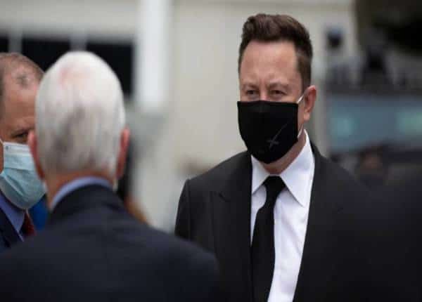 אילון מאסק: "מספרי הקורונה מגוחכים, הבדיקות לא מדוייקות, לכו להיבדק שוב"