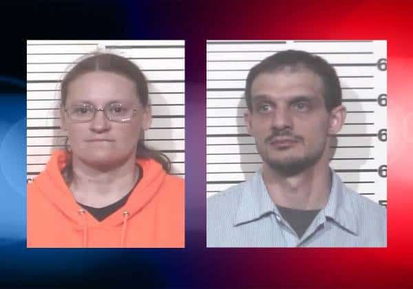 בזכות ערנותה של מלצרית: הורים נעצרו בחשד שהתעללו בילדיהם