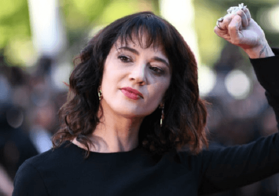 אסיה ארג'נטו, ממייסדות MeToo#, תקפה מינית קטין ושילמה דמי שתיקה