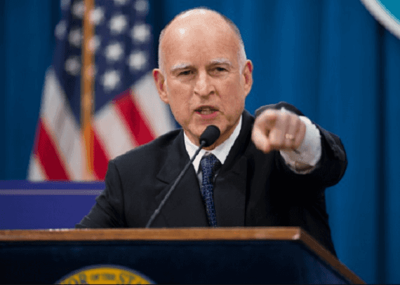 מושל קליפורניה חתם על החוק: אפס פליטות פחמן עד 2045