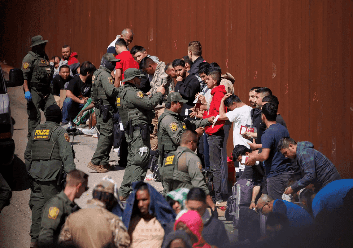 הכאוס מתקרב: 80,000 מהגרים החלו בצעדה לכיוון גבול ארה"ב