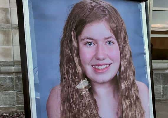 ג'יימי קלוס בת ה-13, שנעדרה מאז רצח הוריה באוקטובר, נמצאה חיה ובריאה 