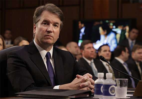 מינוי קאבנאו: תמיכת הציבור דועכת, סנאטורים מפצירים במתלוננת להעיד