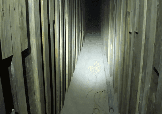 אריזונה: מנהרת הברחת סמים הסתתרה בסניף  קנטאקי פרייד צ'יקן