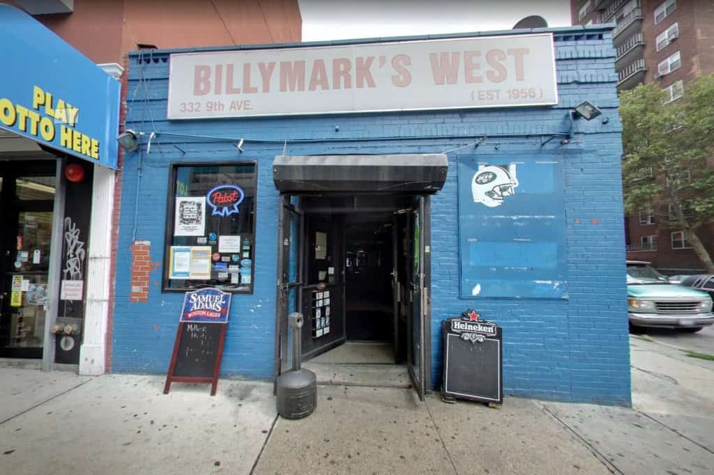 רצח בנוקאאוט בחג המולד: ‏המאבטח איבד את חייו לאחר שקיבל אגרוף בבר בדאונטאון ניו יורק