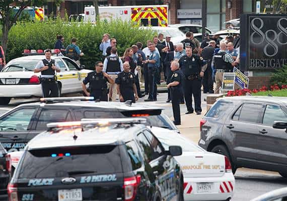 כתב אישום הוגש נגד החשוד בירי במערכת קפיטל גאזט, העיתון יוצא לאור כרגיל 