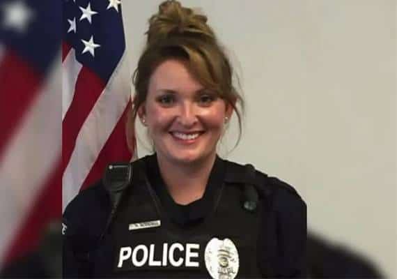 אוהיו: התלמיד לא התעורר, השוטרת ירתה באקדח טייזר