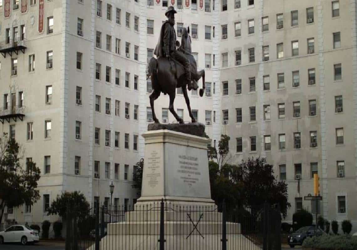 טיהור העבר בסגנון סובייטי נמשך בלב אמריקה: סיפורו של הגנרל סטונוול ג'קסון