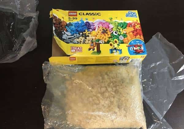 בתוך צעצוע לילדים בחנות: סם קטלני בשווי עשרות אלפי דולרים