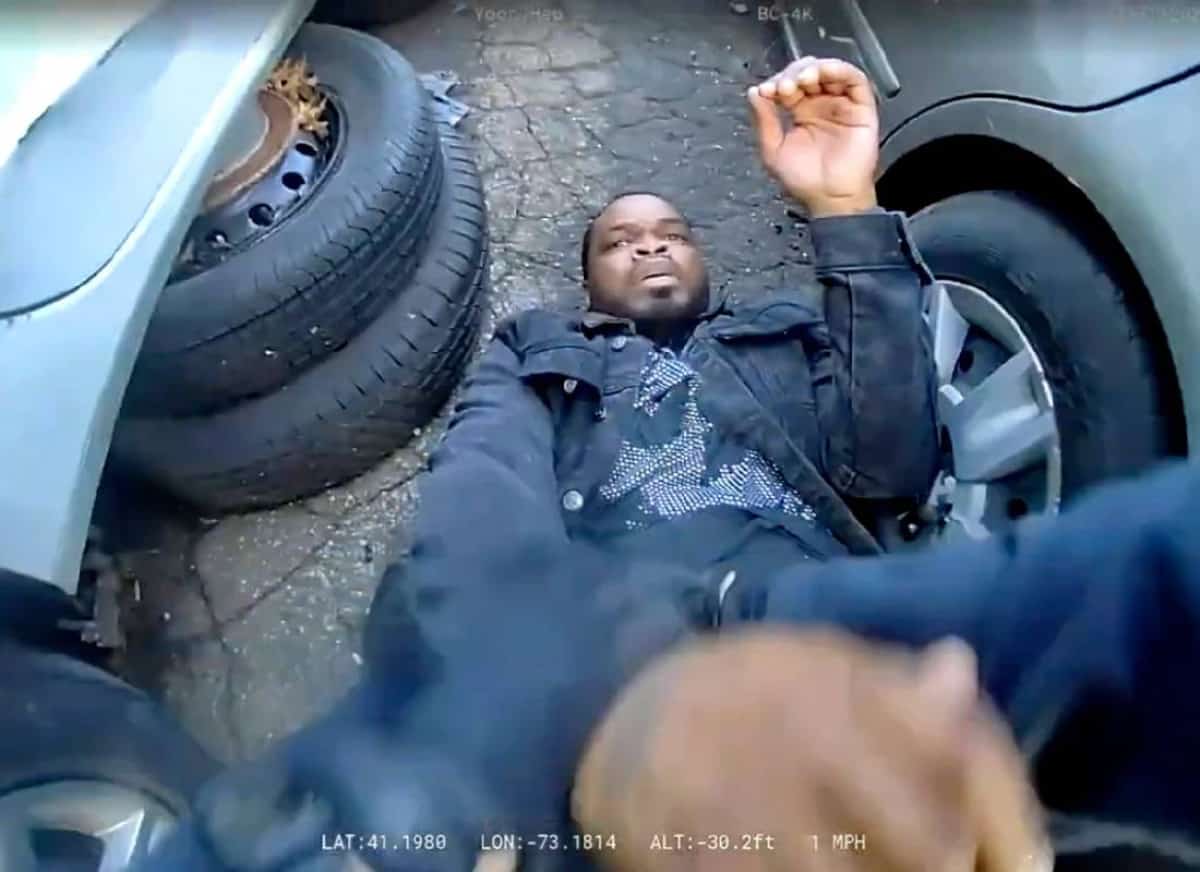 סדר עדיפויות קטלני: שוטרת עם התקף חרדה פונתה ראשונה — הפצוע שנורה אנושות חיכה לאמבולנס נוסף ומת מפצעיו