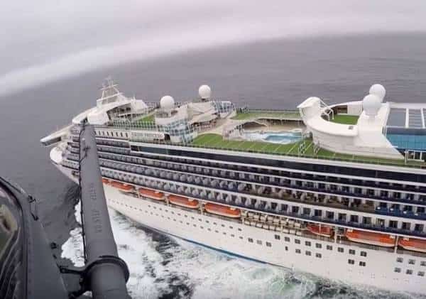 אובחנו מעל 20 נשאים ב-"ספינת הקורונה" שעגנה מול חופי קליפורניה: חשד לקורבן שני במדינה